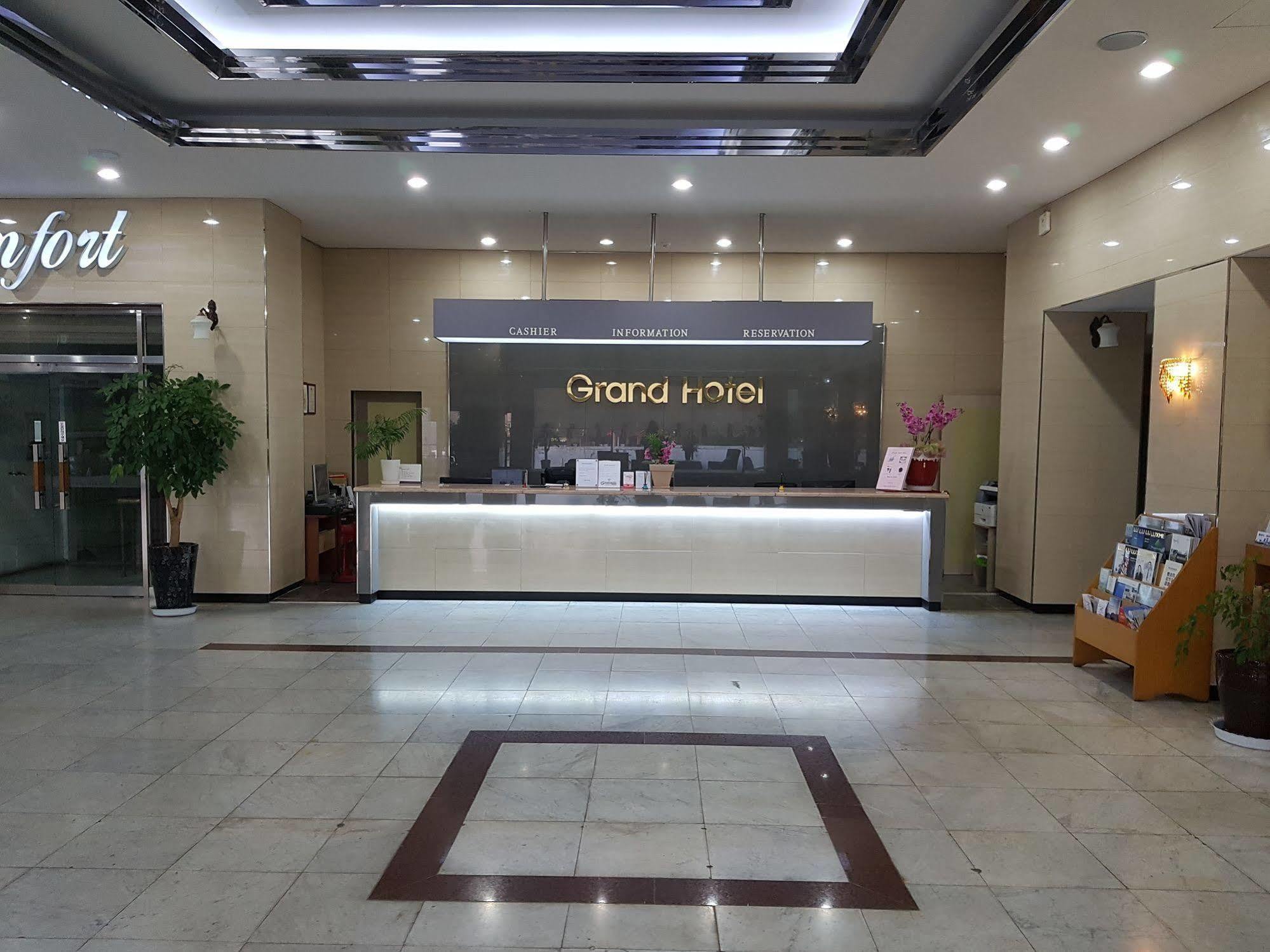 Chungju Grand Hotel Exterior photo